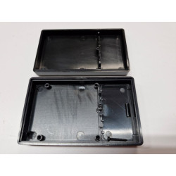 Gehäuse mit Batteriefach